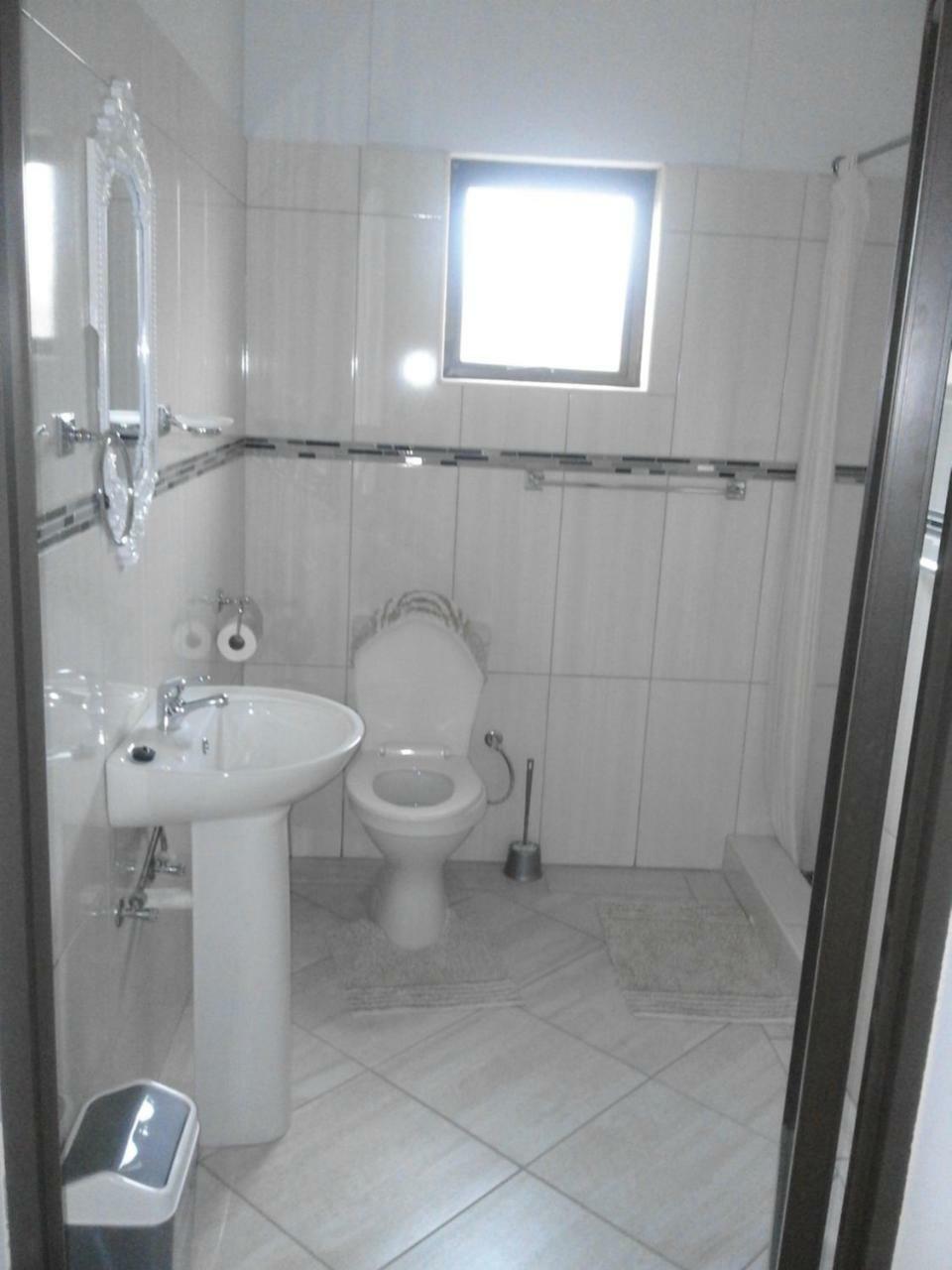 Millenium Guest House Рунду Екстер'єр фото