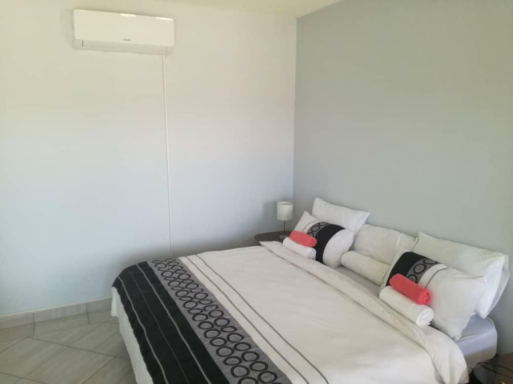 Millenium Guest House Рунду Екстер'єр фото