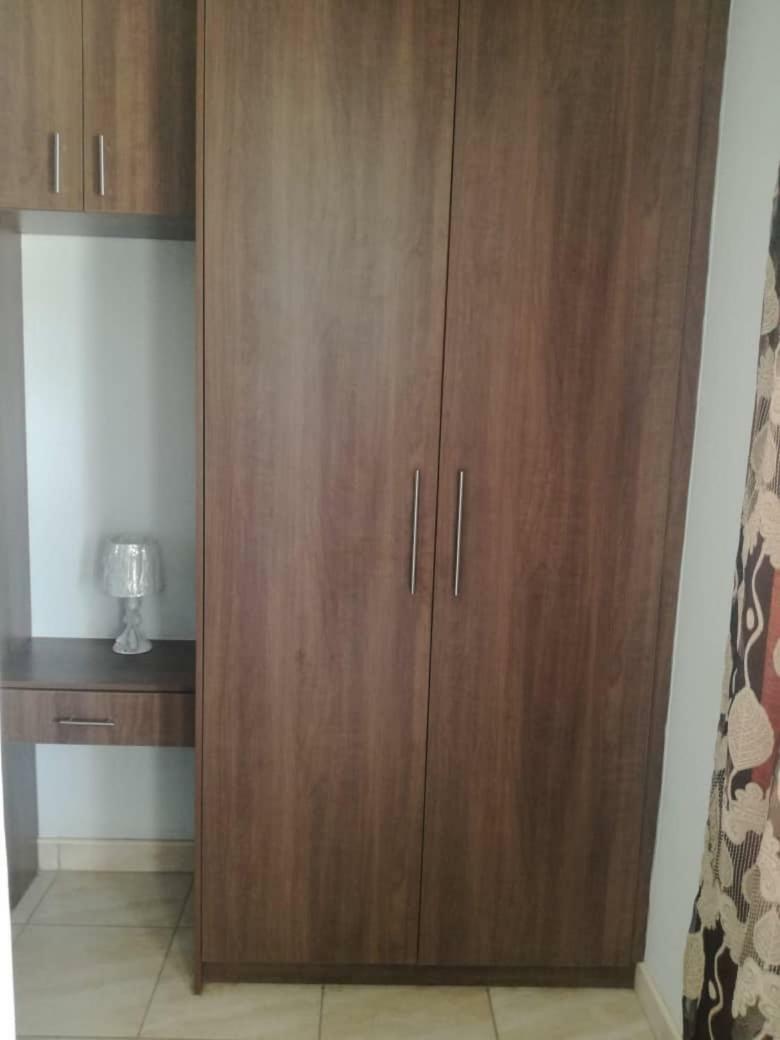 Millenium Guest House Рунду Екстер'єр фото