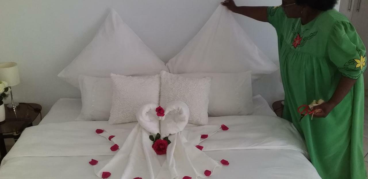 Millenium Guest House Рунду Екстер'єр фото