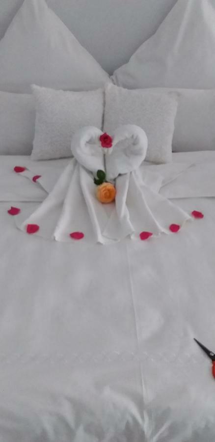 Millenium Guest House Рунду Екстер'єр фото